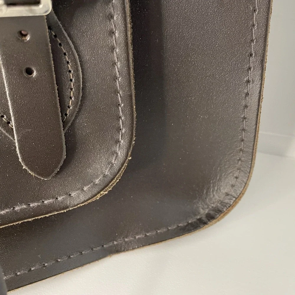 The Cambridge Satchel Company 15" Crossbody Messenger Bag Brown Leather Batchel - Picture 8 of 16